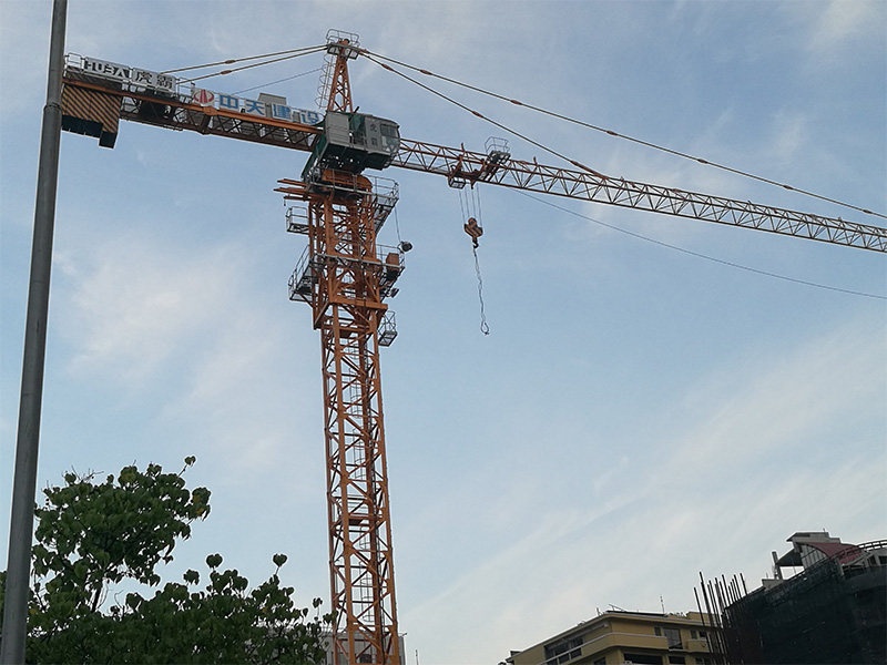 施工升降機(jī)現(xiàn)場(chǎng)需要具備哪些條件？